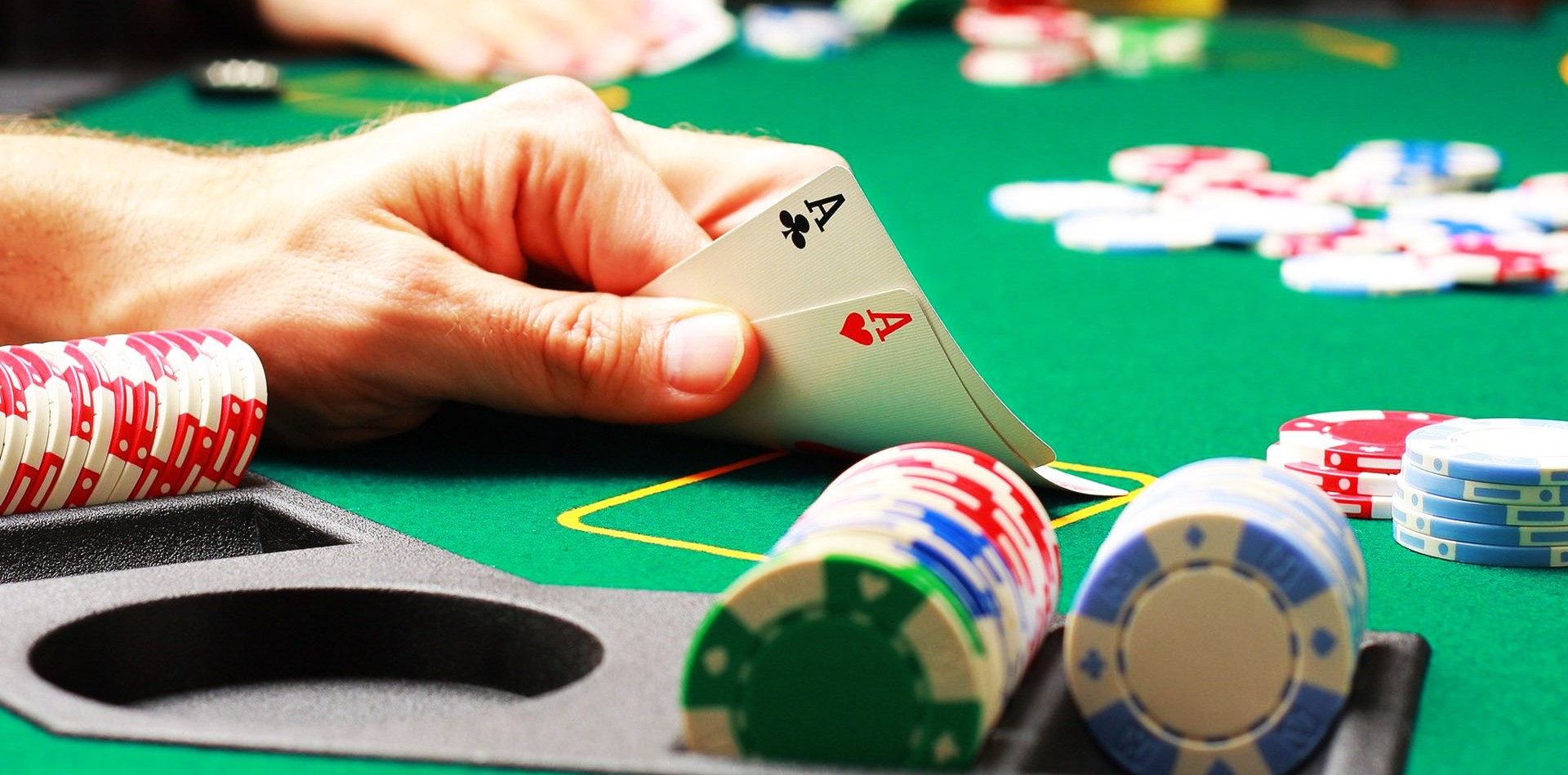 Main taruhan Judi Poker Online